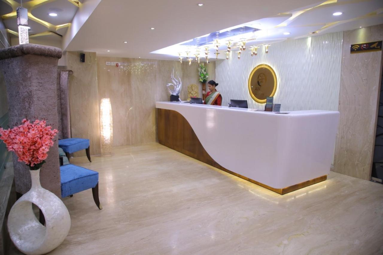 Olive Tree Hotel Vijayawāda Zewnętrze zdjęcie