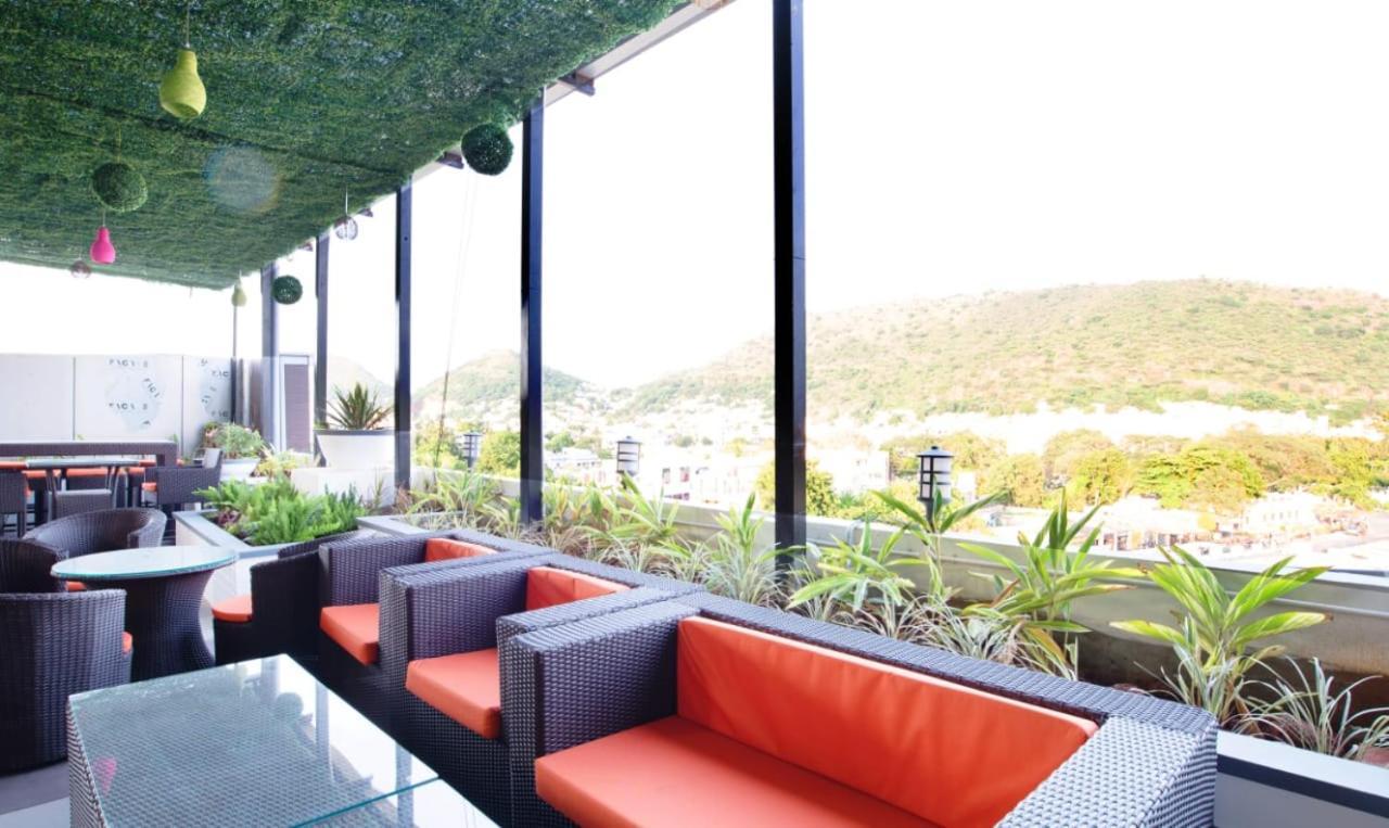 Olive Tree Hotel Vijayawāda Zewnętrze zdjęcie